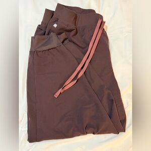 Figs 4XLP Brown Jogger